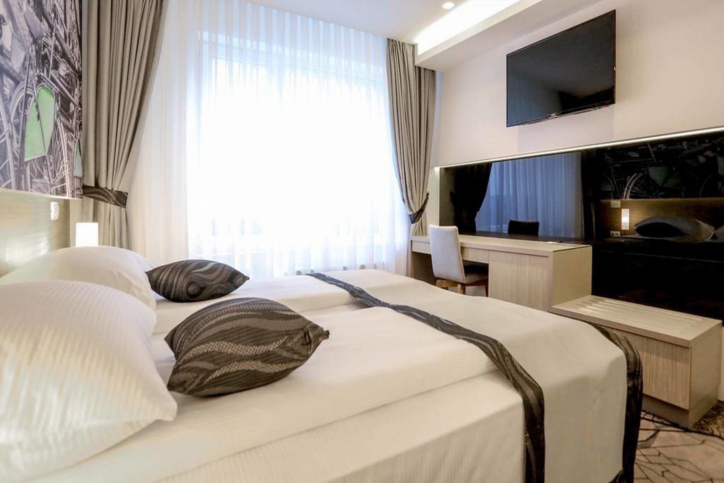 Hotel Grad Σαράγεβο Εξωτερικό φωτογραφία