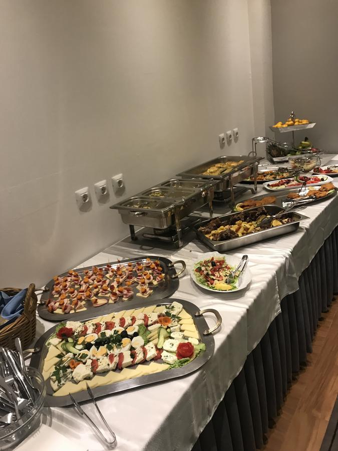 Hotel Grad Σαράγεβο Εξωτερικό φωτογραφία